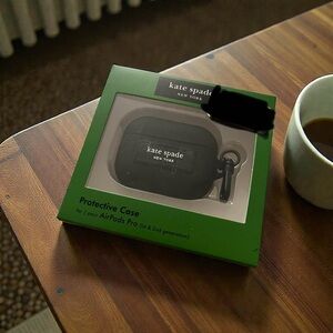 Kate Spade Black Protective AirPods Pro Case